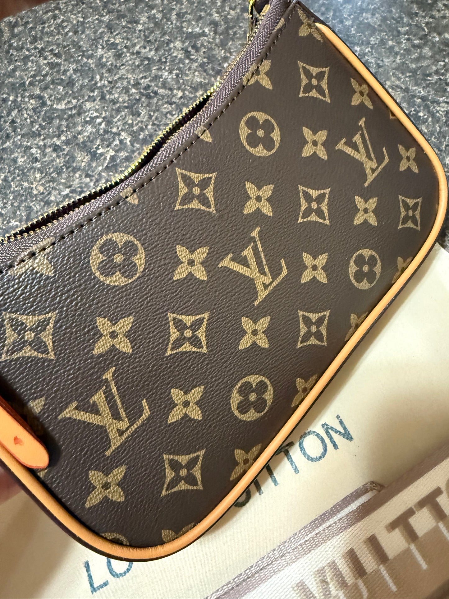 LV replica